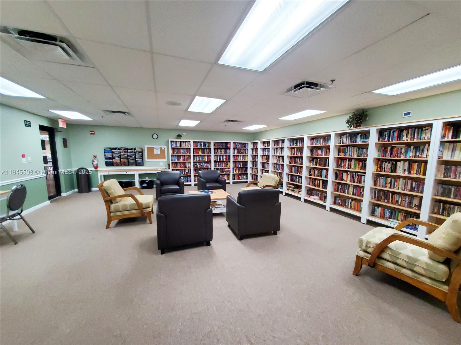 Lakes of Delray - Residential