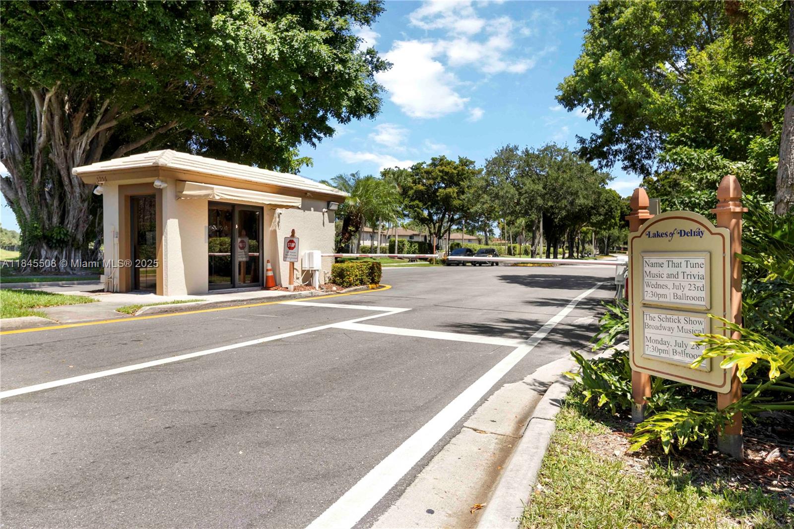 Lakes of Delray - Residential