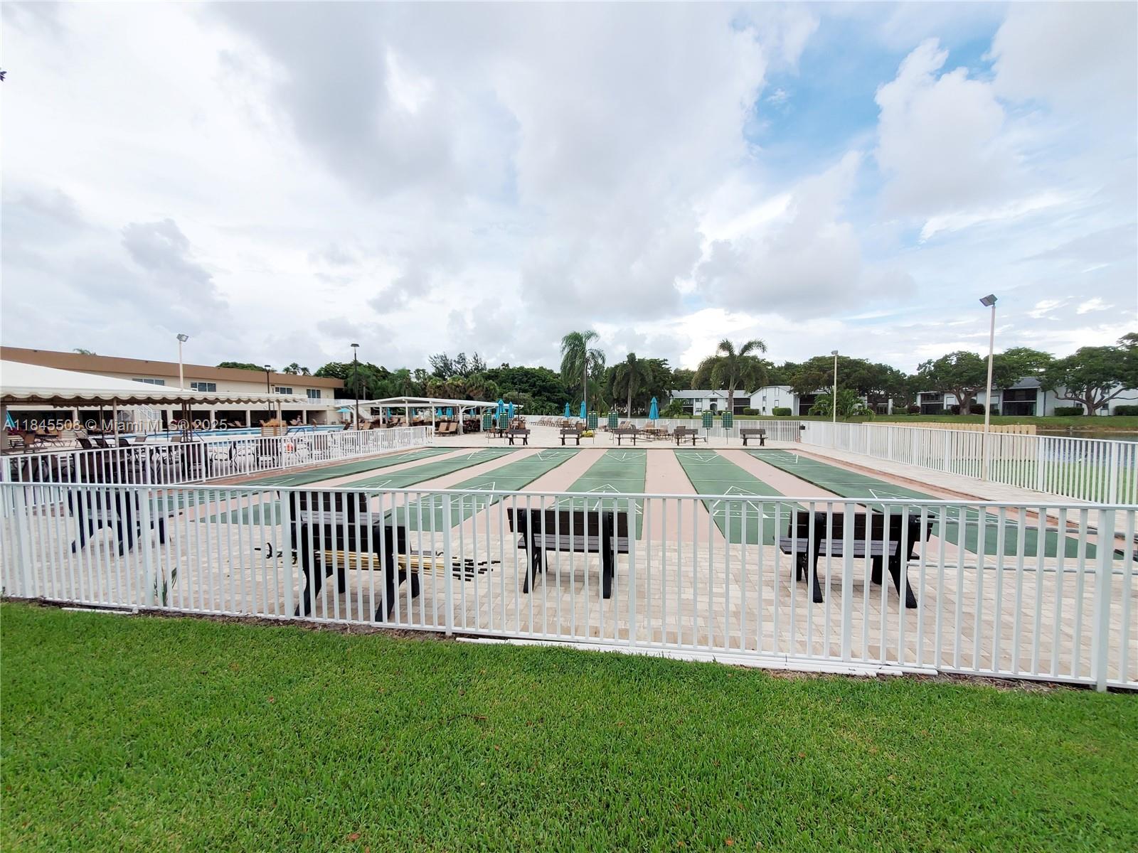 Lakes of Delray - Residential