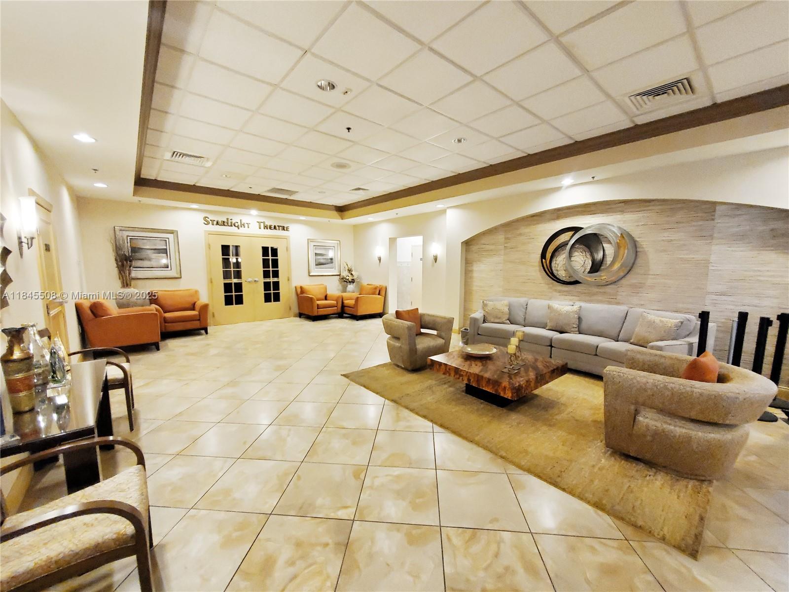 Lakes of Delray - Residential