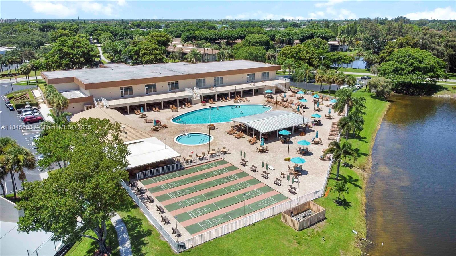 Lakes of Delray - Residential