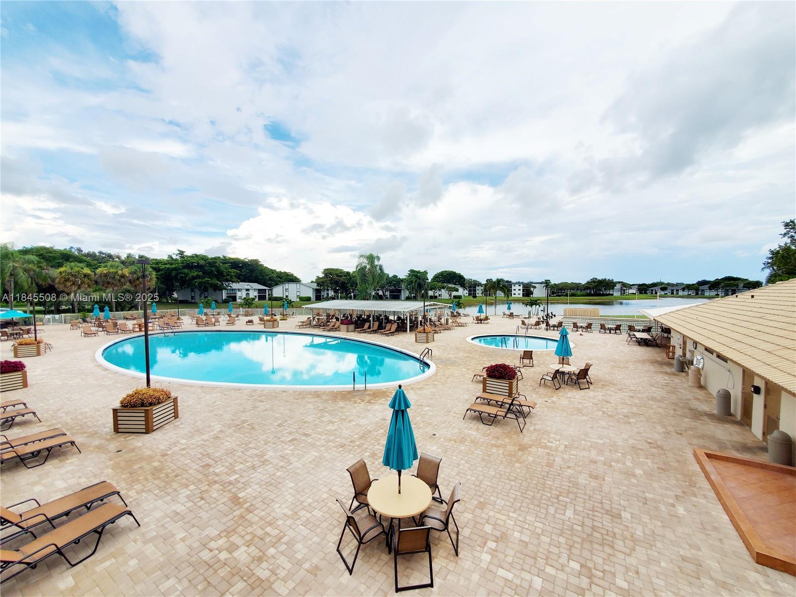 Lakes of Delray - Residential