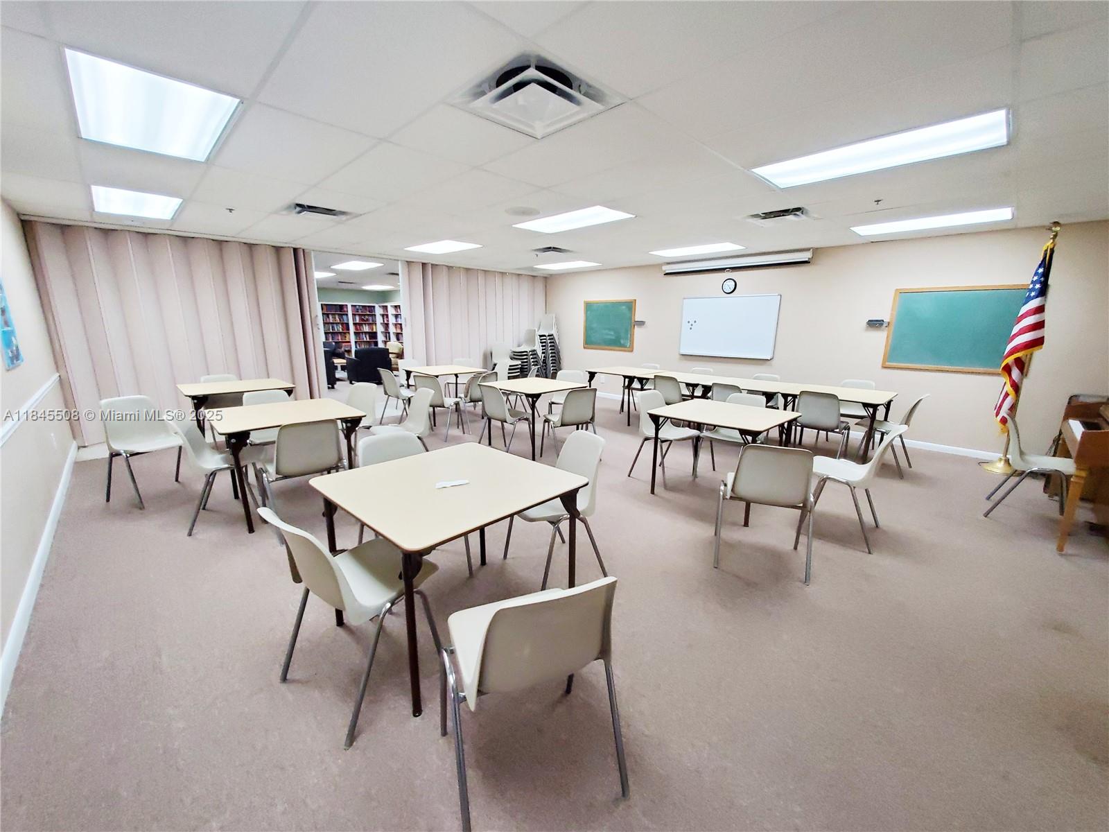 Lakes of Delray - Residential