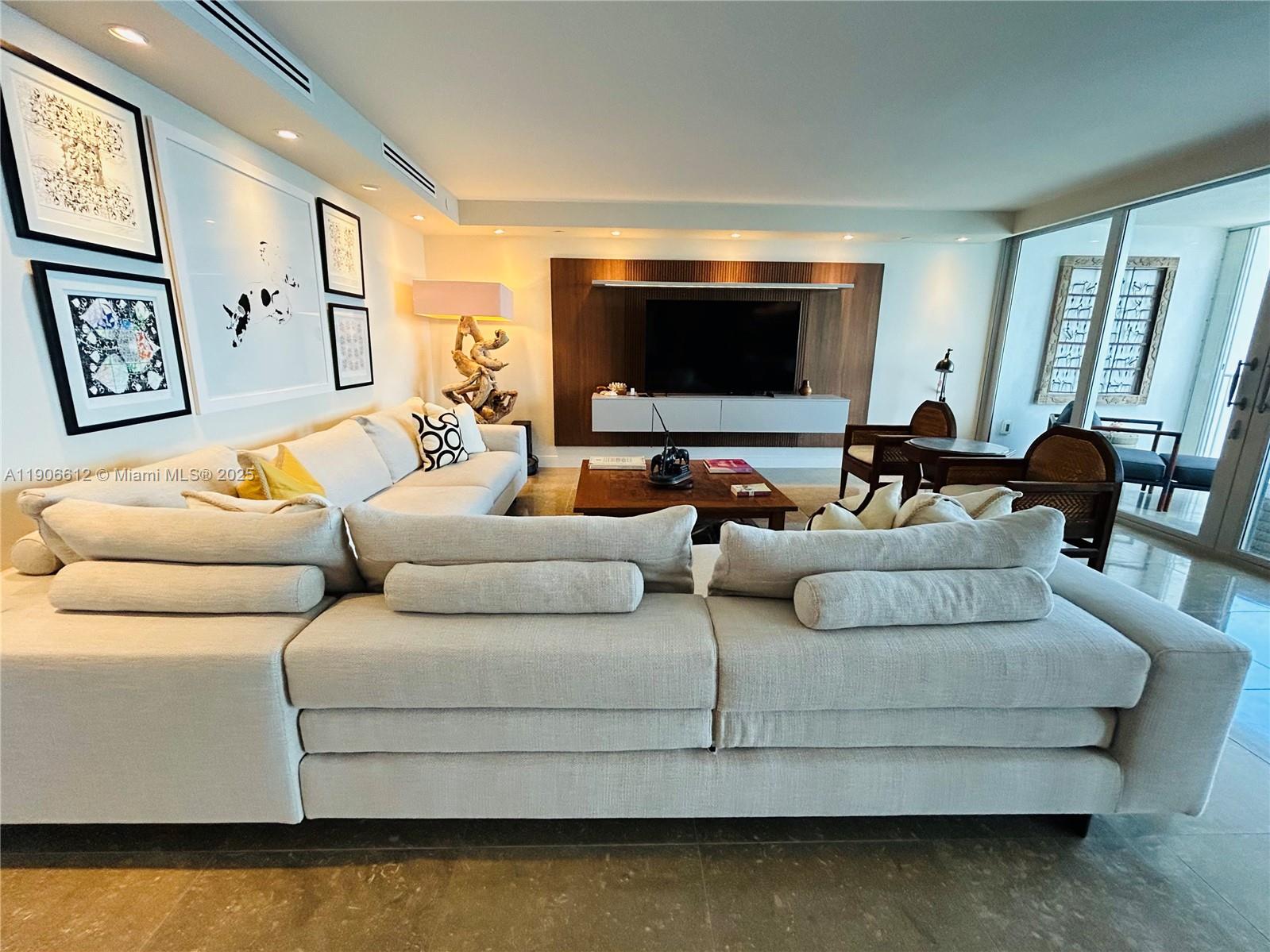 CASA DEL MAR CONDO - Residential Lease