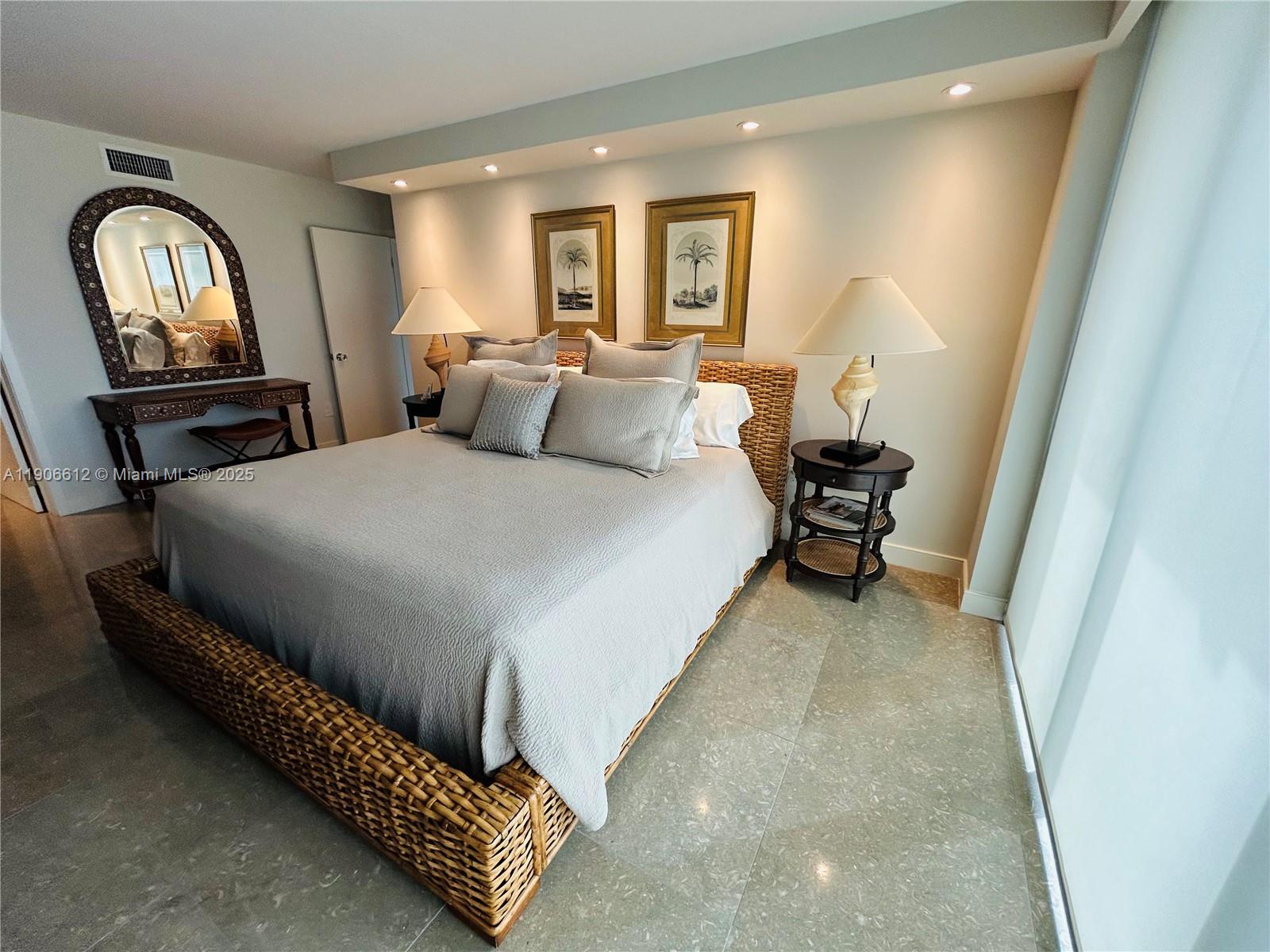 CASA DEL MAR CONDO - Residential Lease