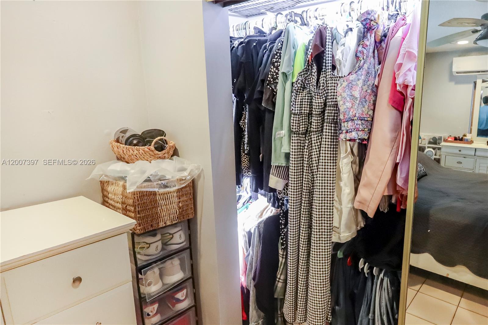 LOGAN CREST REV PL - Residential