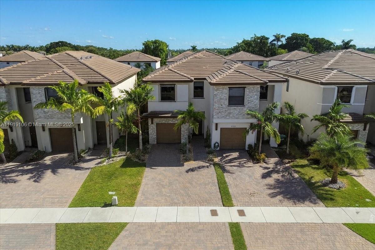 S ALLAPATTAH GDNS - Residential