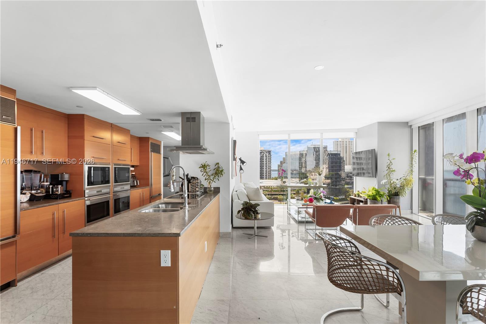 ICON BRICKELL NO TWO - Residential