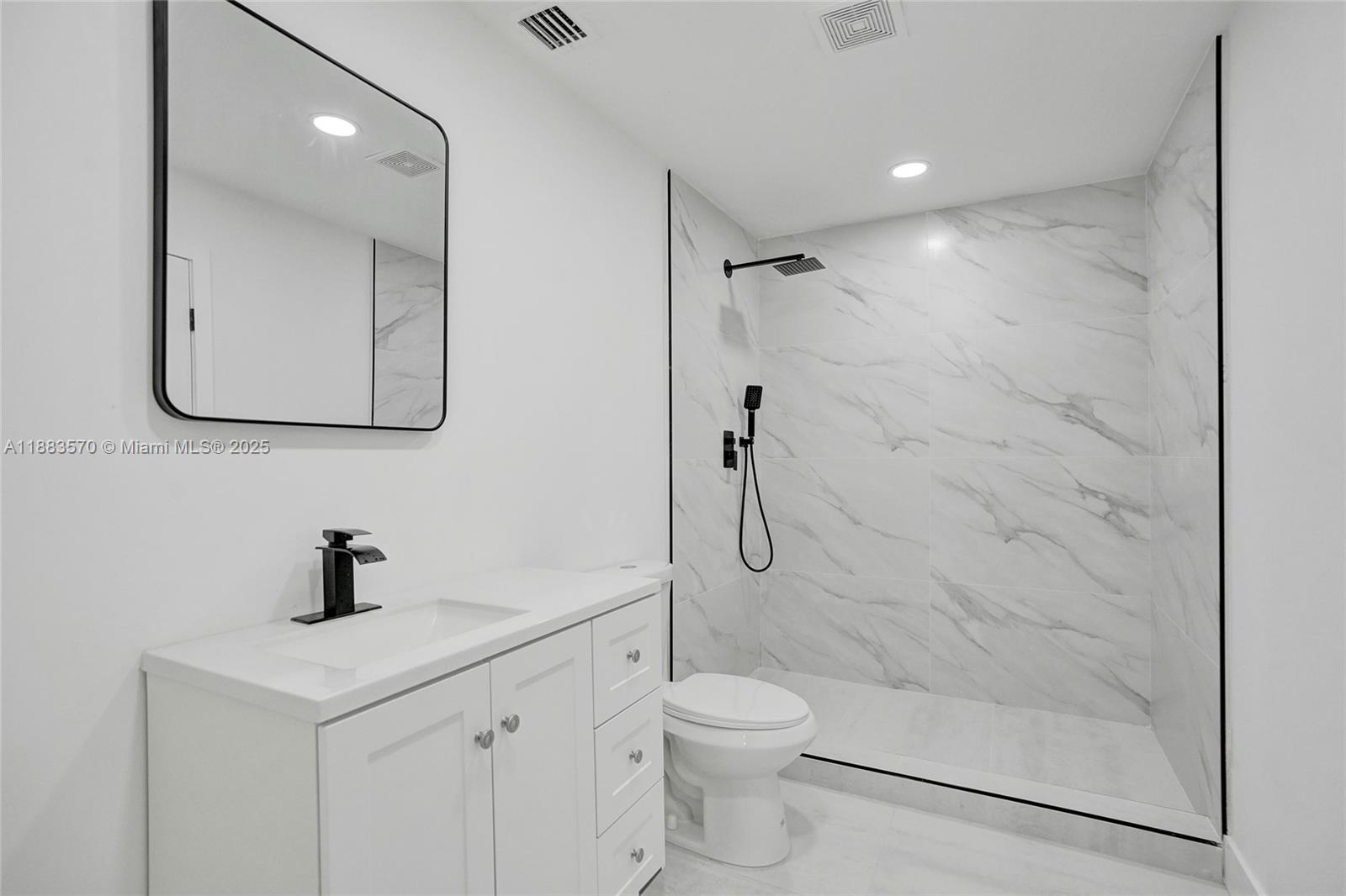 ROCK ISLAND LAND CORP - Residential