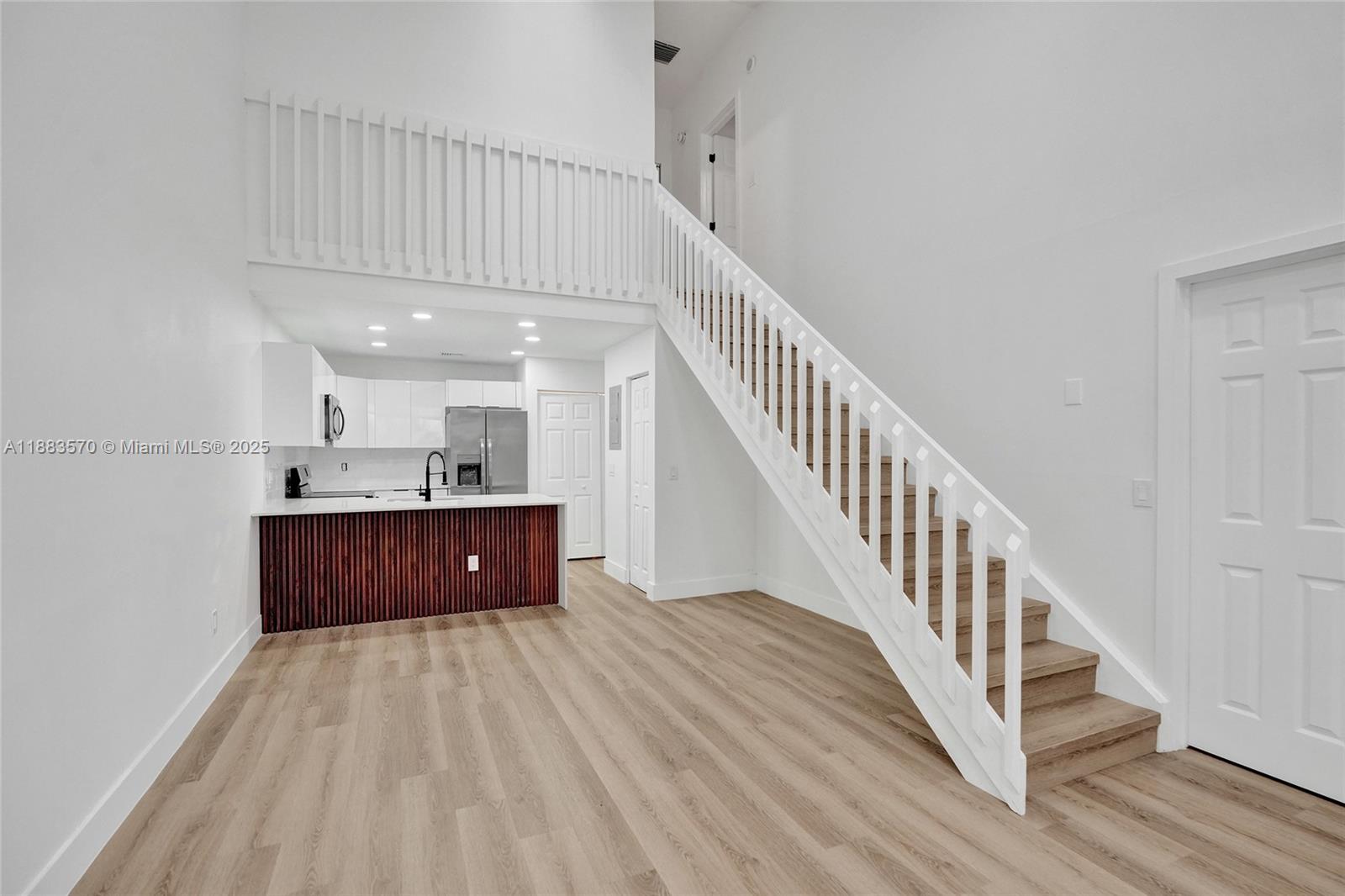 ROCK ISLAND LAND CORP - Residential