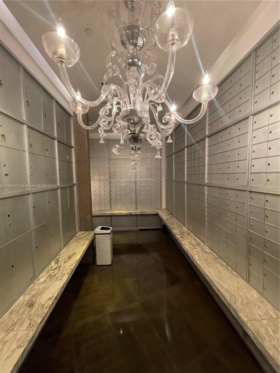 ICON BRICKELL CONDO NO 3 - Residential