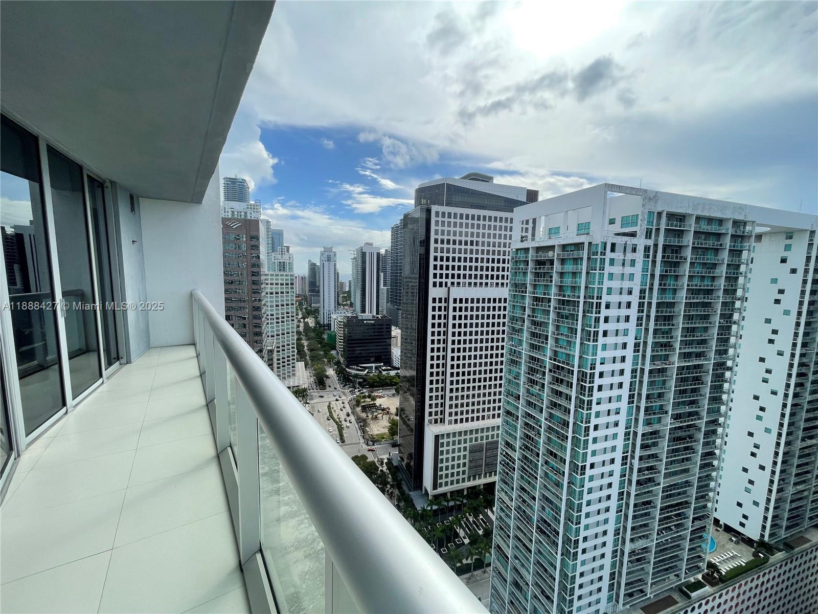 ICON BRICKELL CONDO NO 3 - Residential