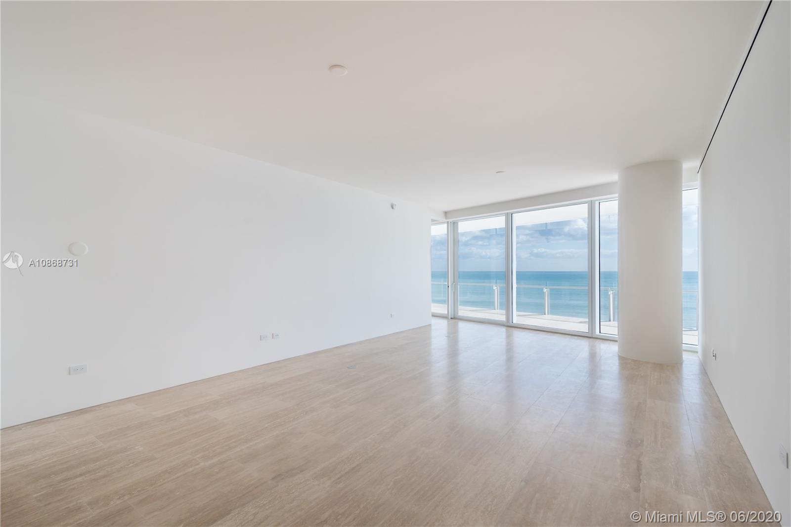 Surf Club Four Seasons - Residential