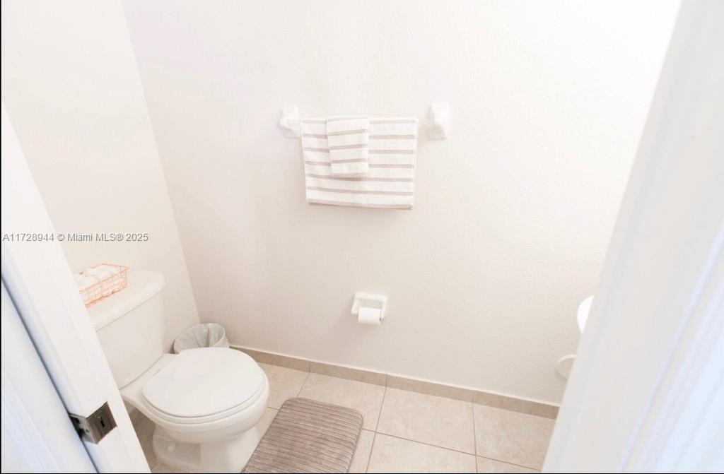 CORONADO AT DORAL I CONDO - Residential