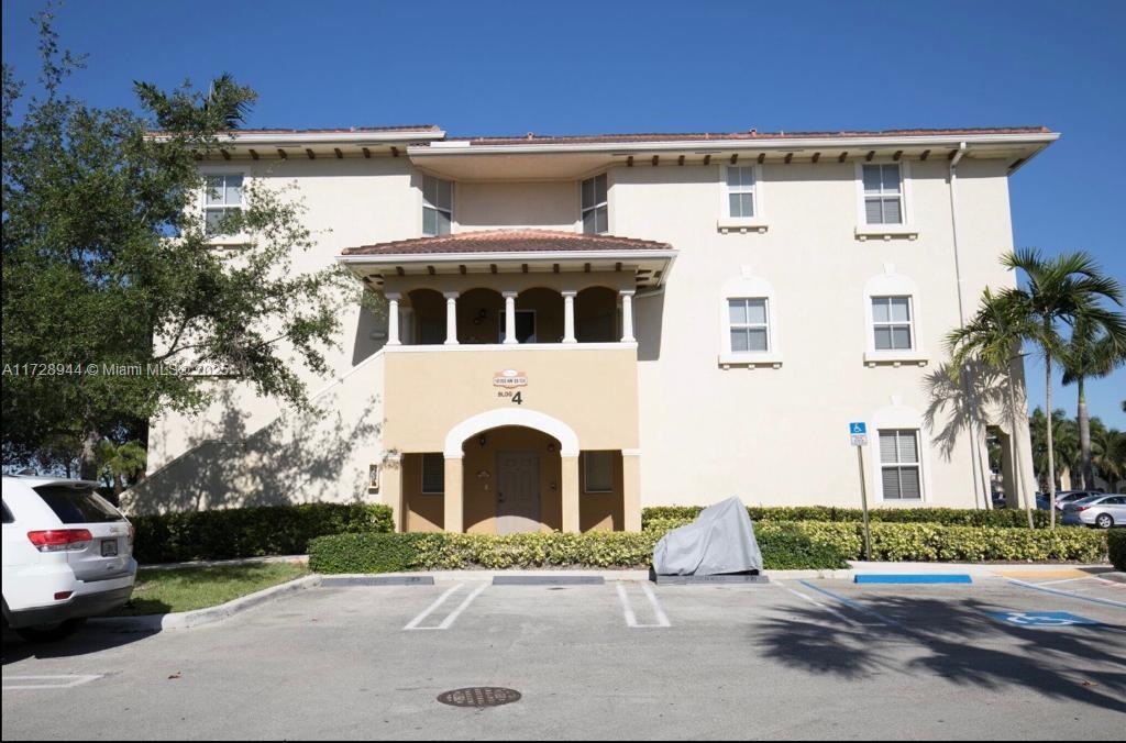 CORONADO AT DORAL I CONDO - Residential