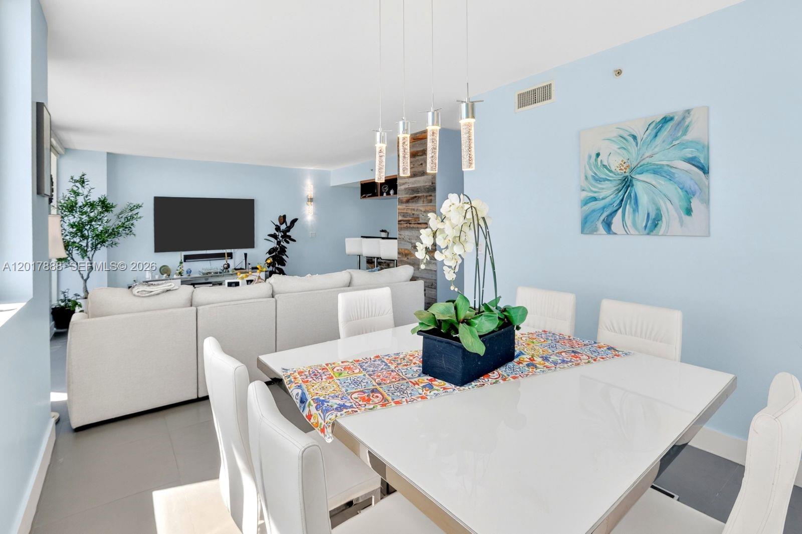 VIZCAYNE NORTH CONDO - Residential