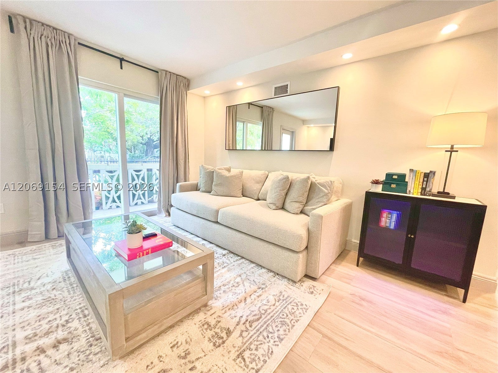 626 Meridian Ave 1