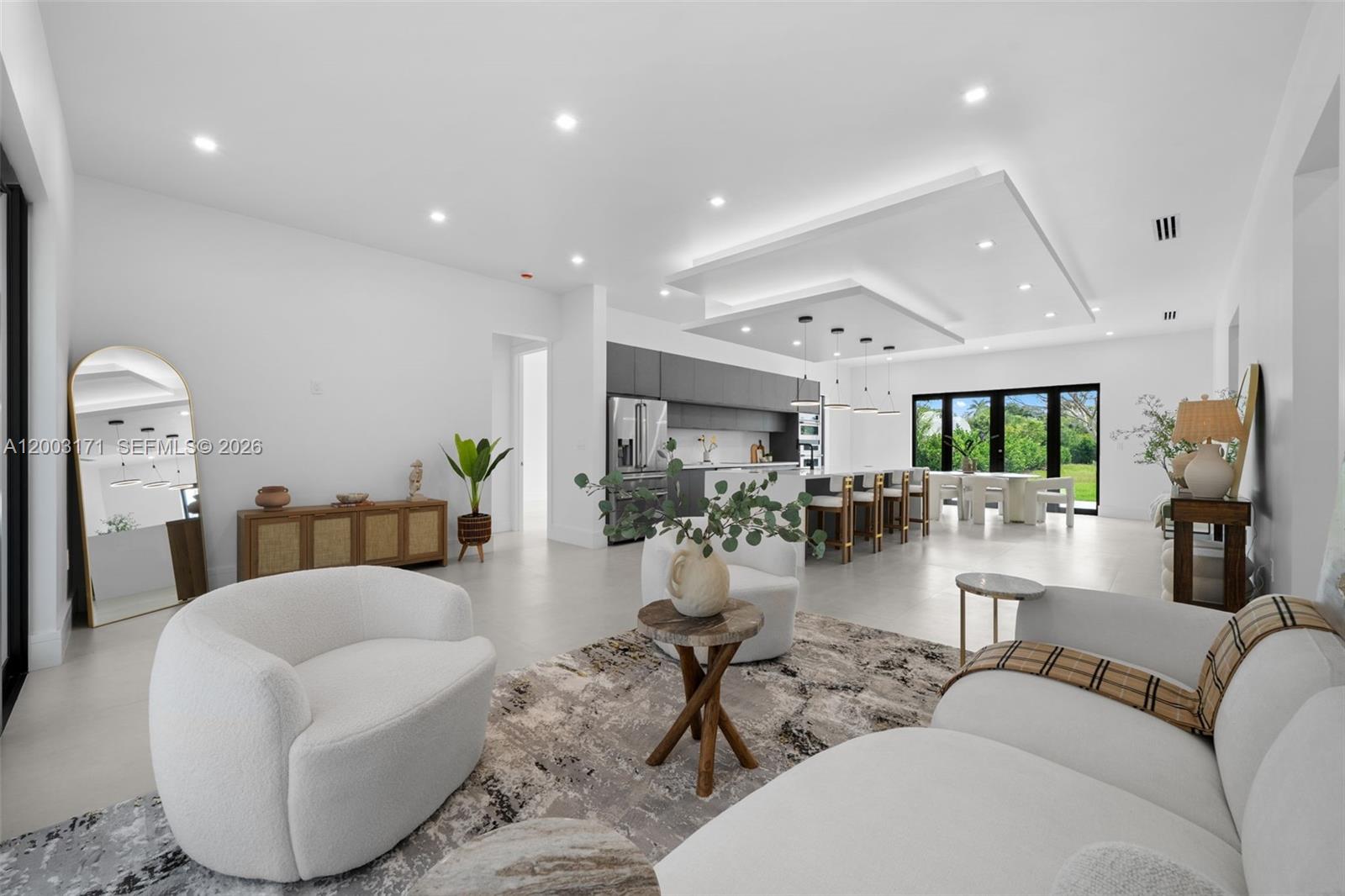 GIFFEN MANORS - Residential