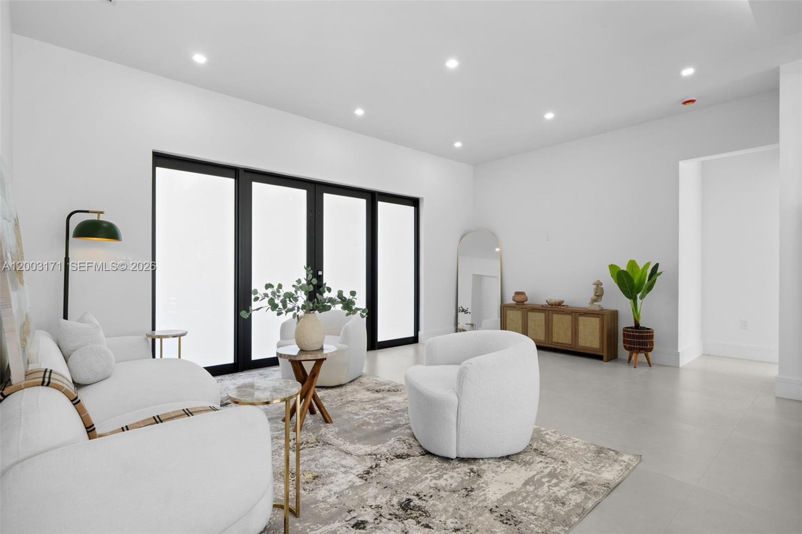 GIFFEN MANORS - Residential