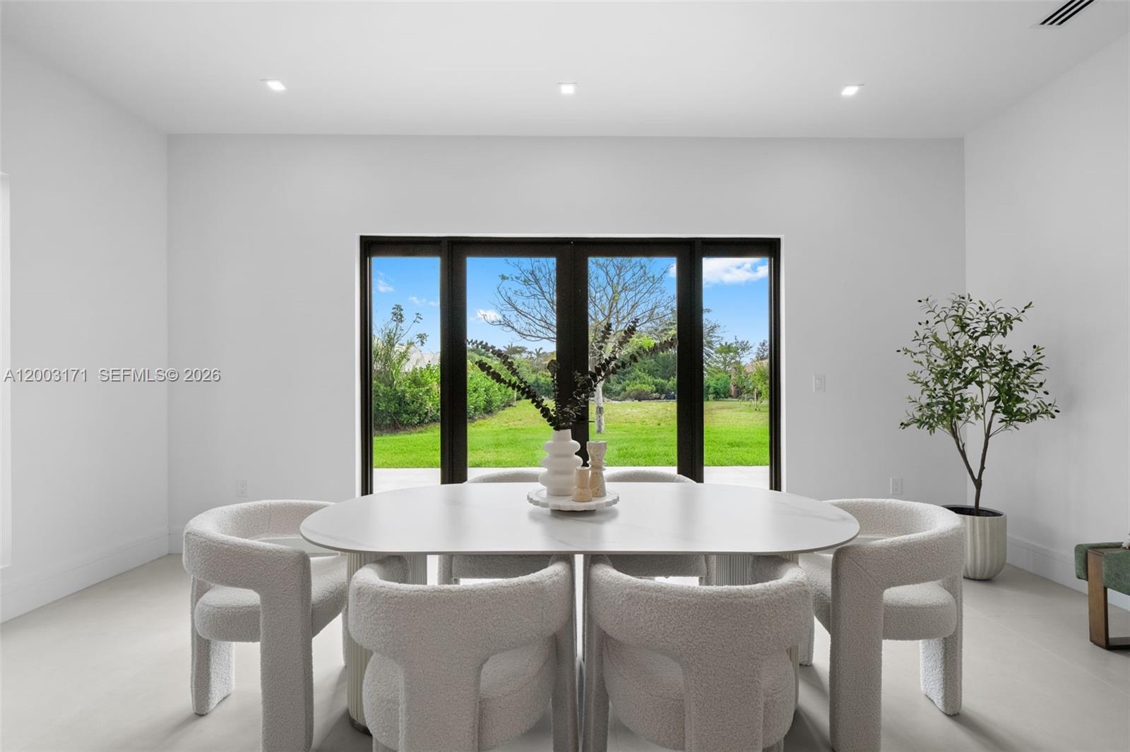 GIFFEN MANORS - Residential