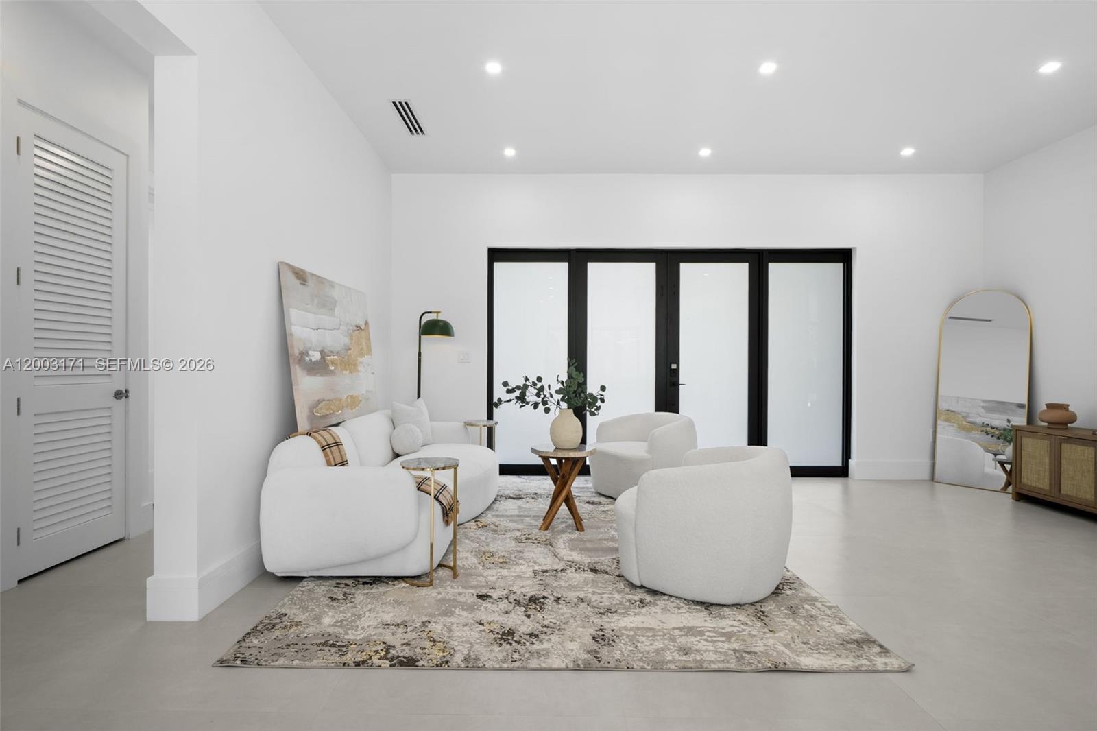 GIFFEN MANORS - Residential