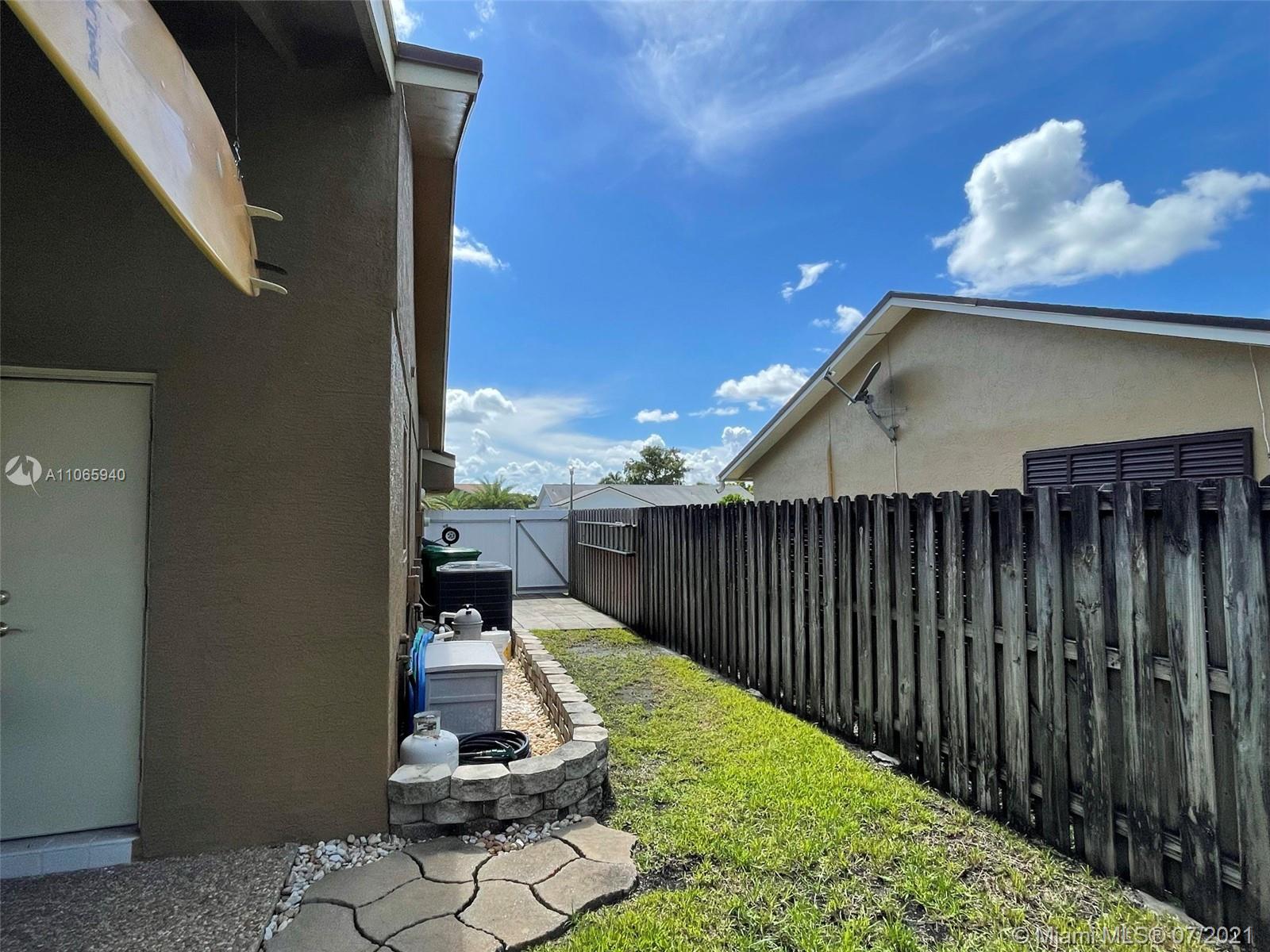 FLAMINGO GARDENS-TAMARIND - Residential