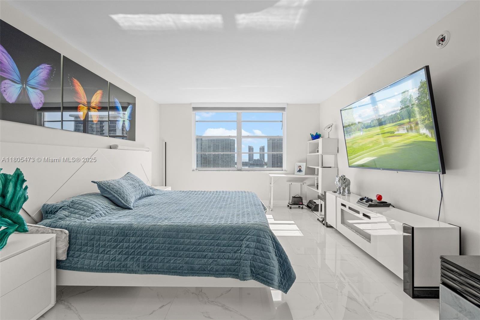 ADMIRALS PORT CONDO WEST - Residential Lease