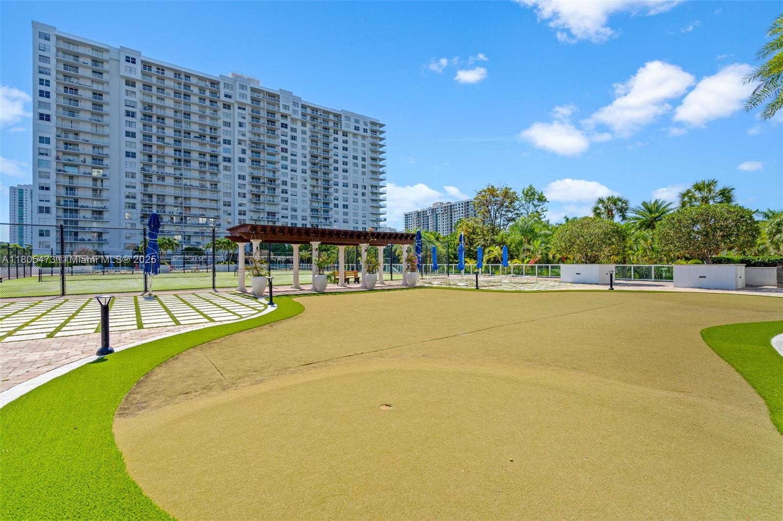 ADMIRALS PORT CONDO WEST - Residential Lease