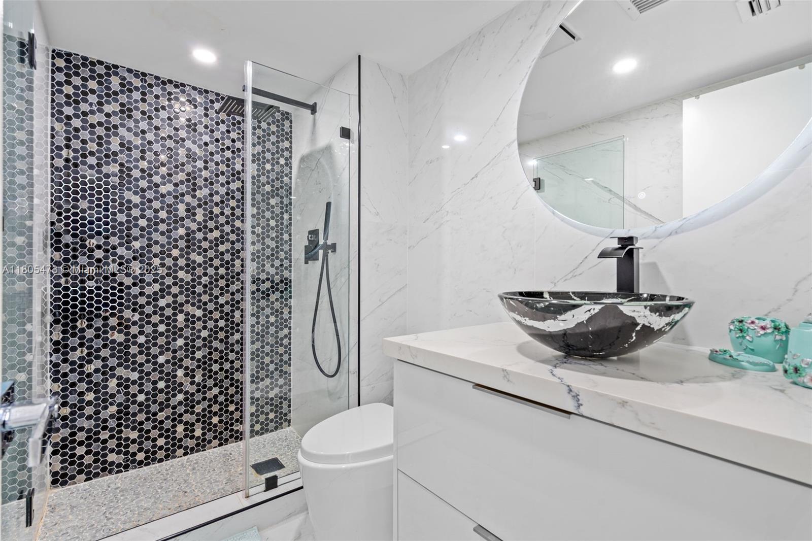 ADMIRALS PORT CONDO WEST - Residential Lease