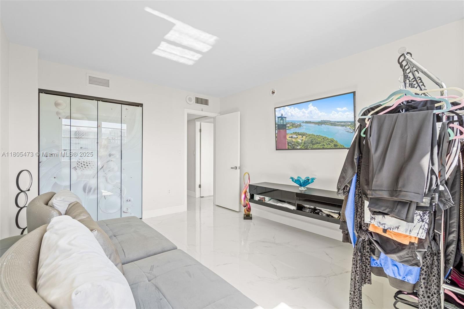 ADMIRALS PORT CONDO WEST - Residential Lease