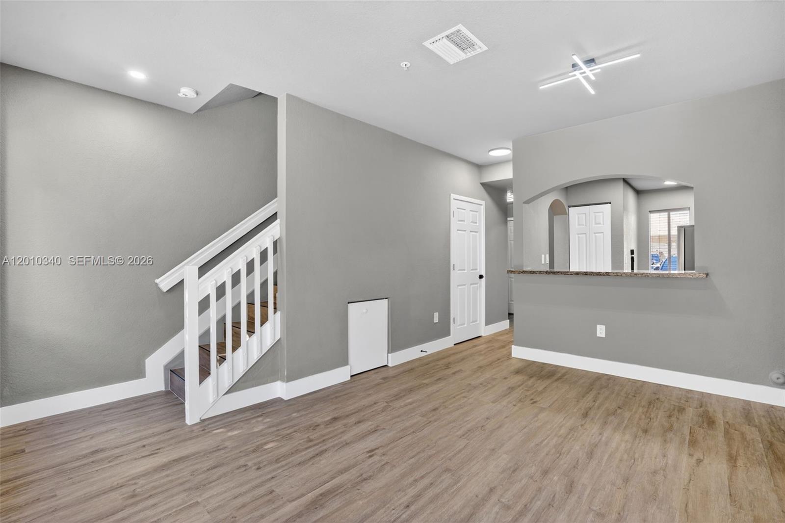 PARK PLACE AT MIDWAY COND - Residential