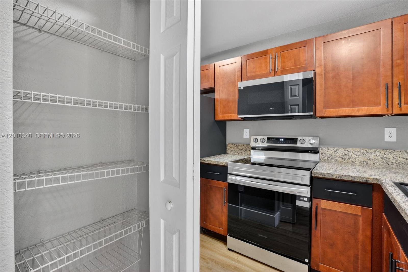 PARK PLACE AT MIDWAY COND - Residential