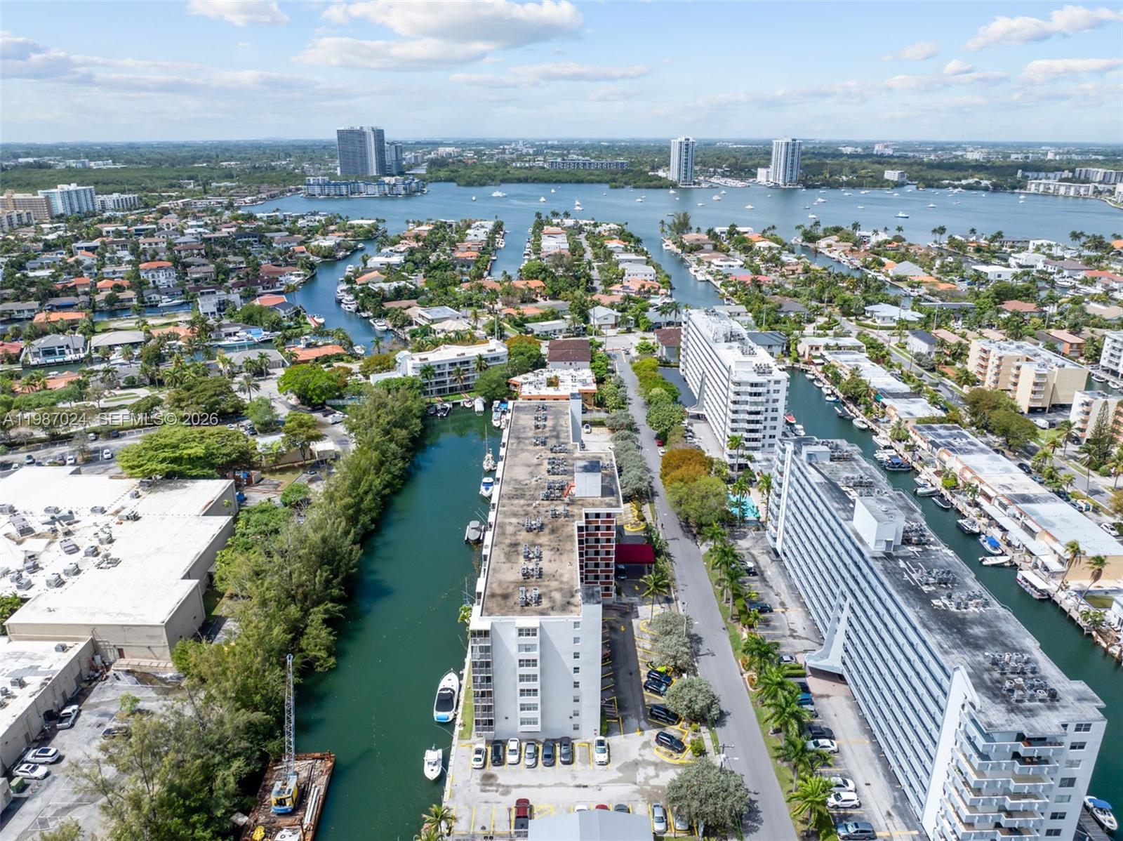 EASTERN SHORES WHITE HOUS - Residential Lease