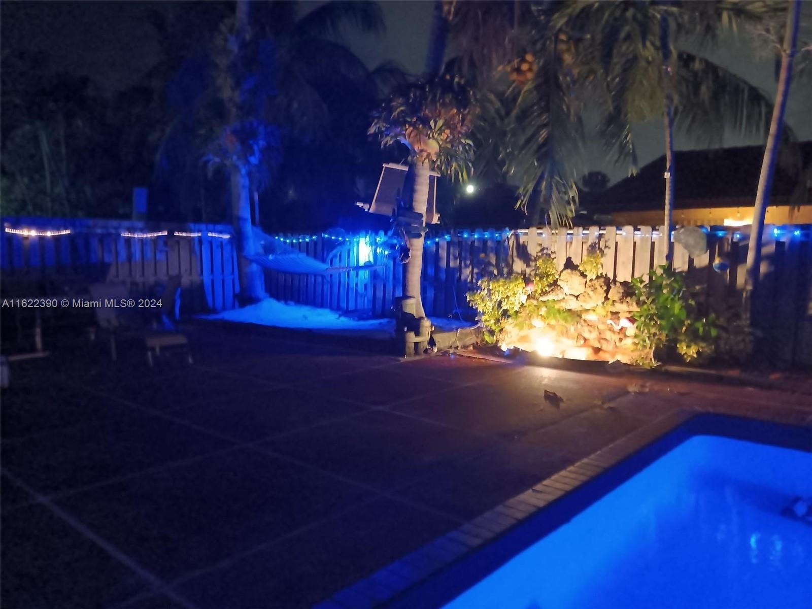 Photo 14 of 17 of 12945 SW 207th Ln house