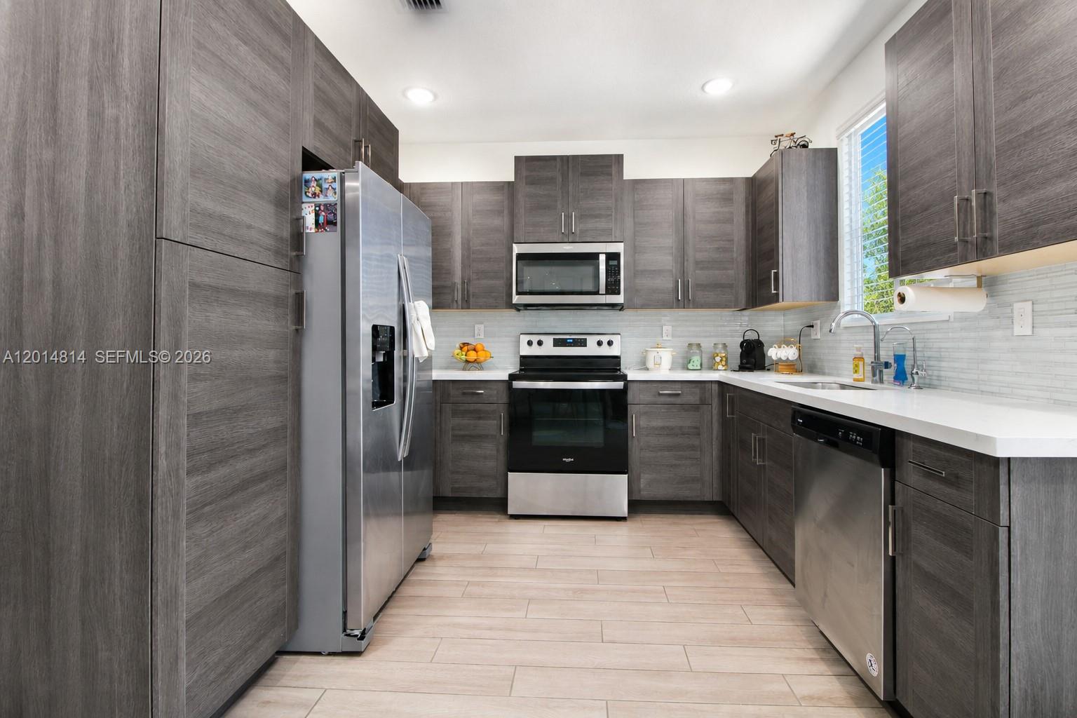 TOWNS AT SEASCAPE - Residential