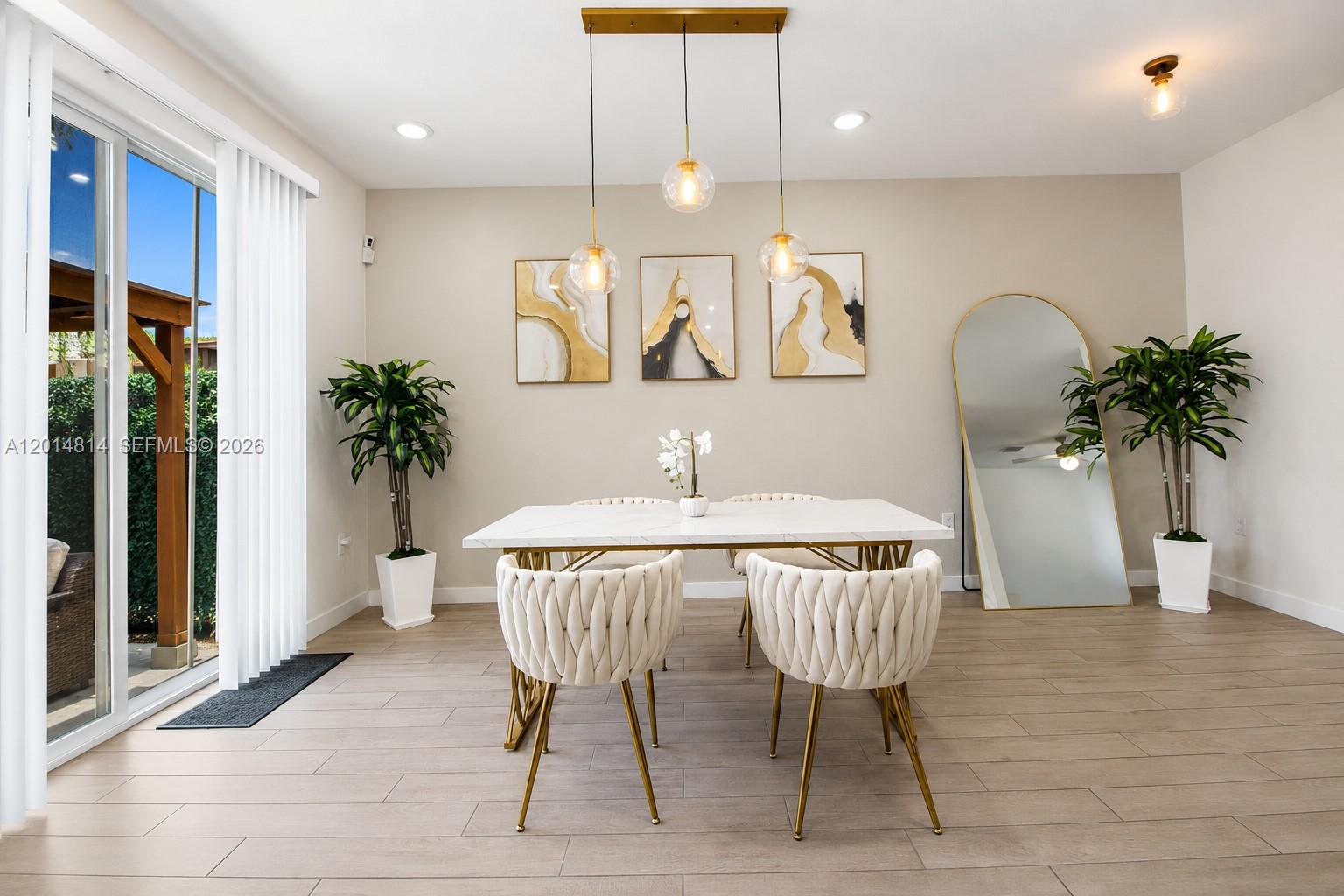 TOWNS AT SEASCAPE - Residential