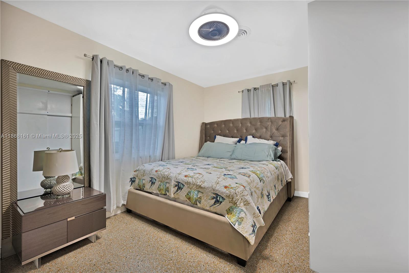 LOOK HOMESITES - Residential