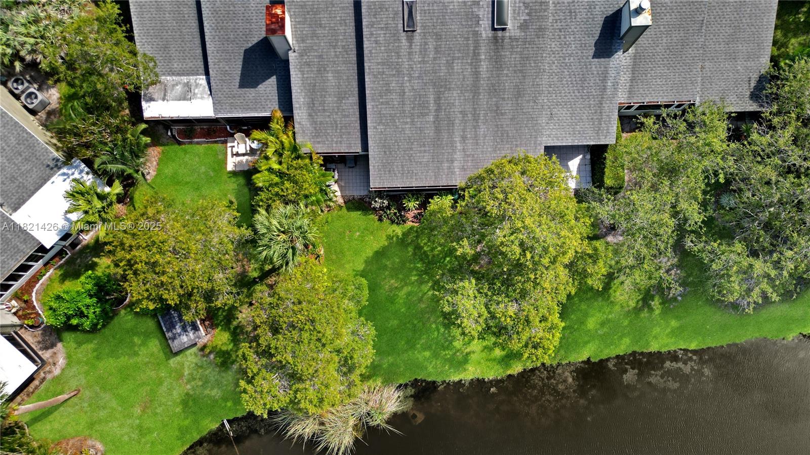 HOLLY CREEK - Residential