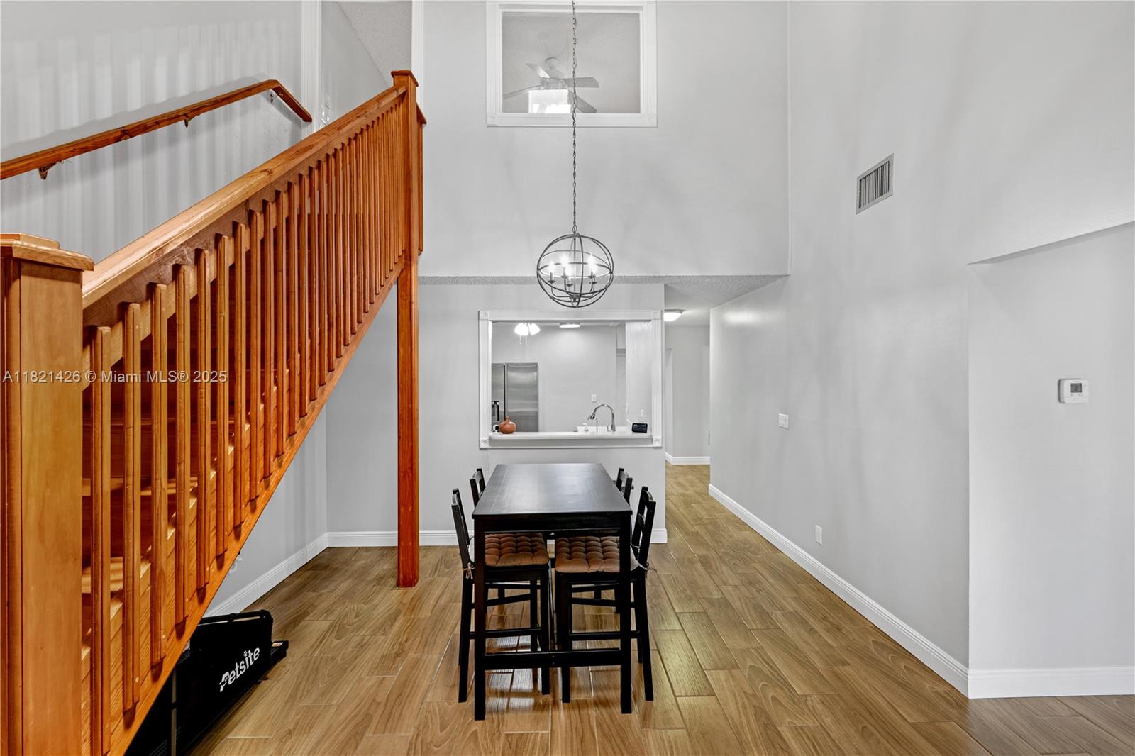 HOLLY CREEK - Residential