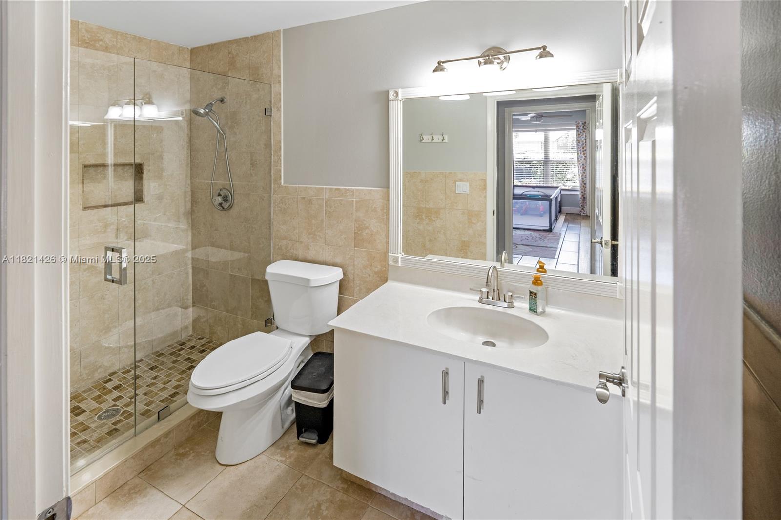 HOLLY CREEK - Residential