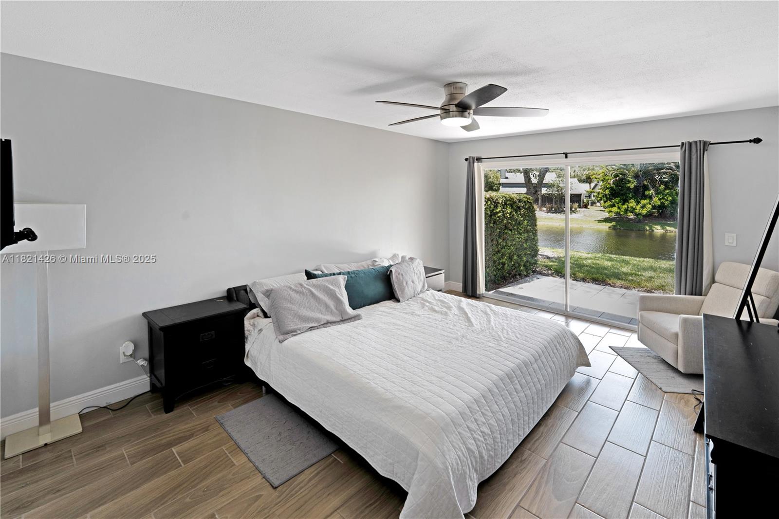 HOLLY CREEK - Residential