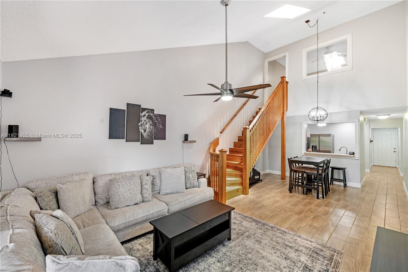 HOLLY CREEK - Residential