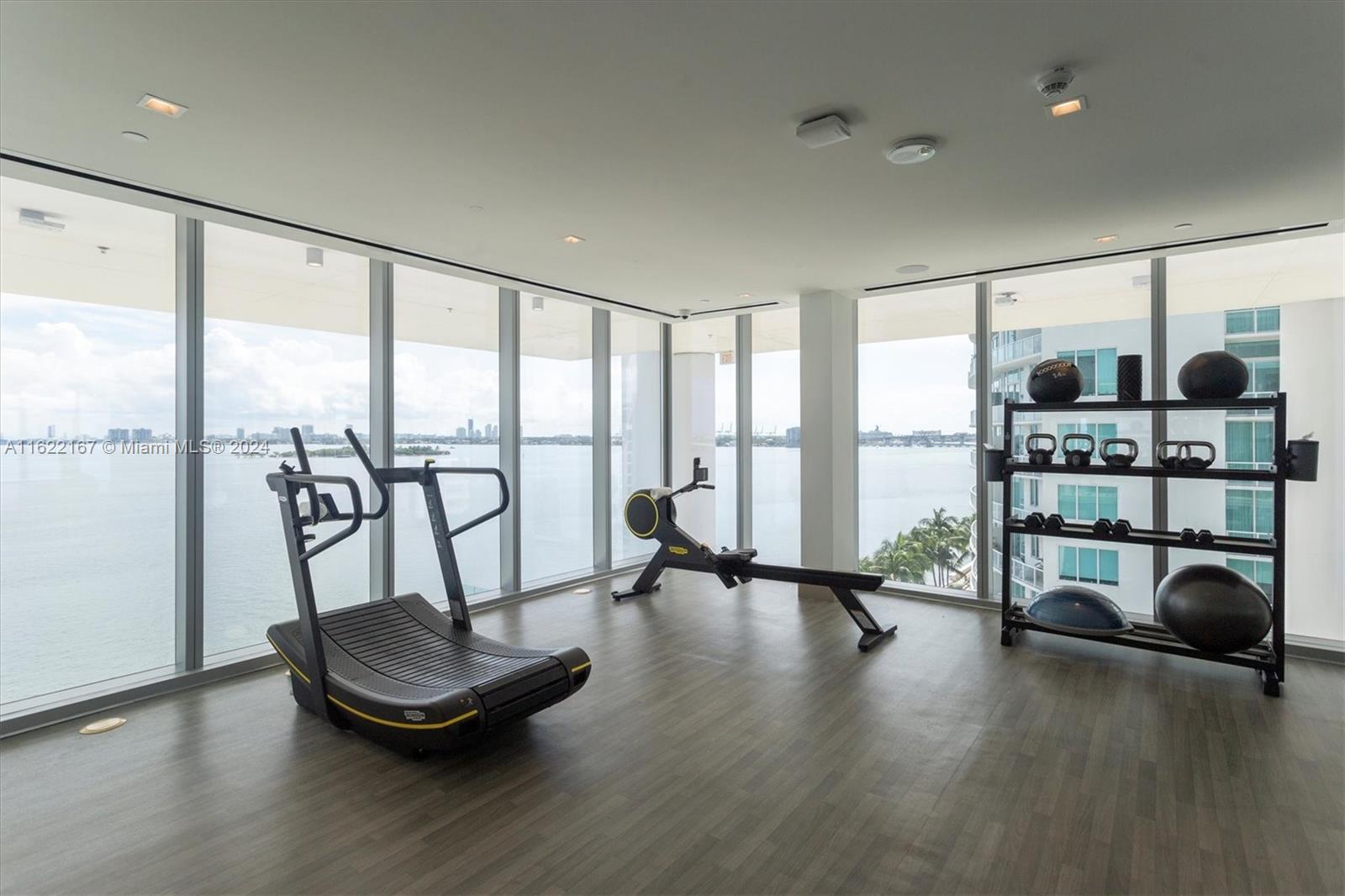 Missoni Baia - Residential