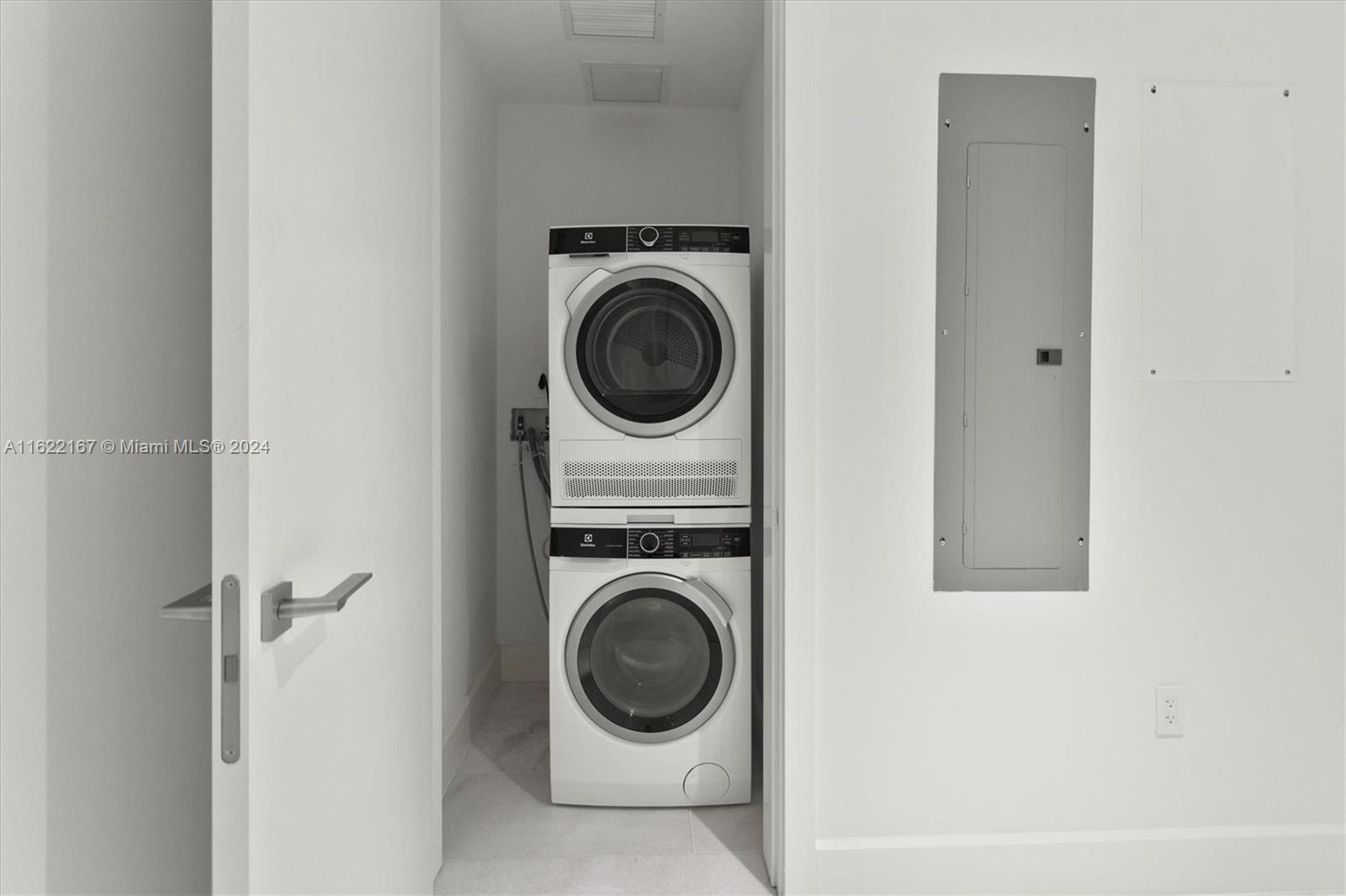 Missoni Baia - Residential