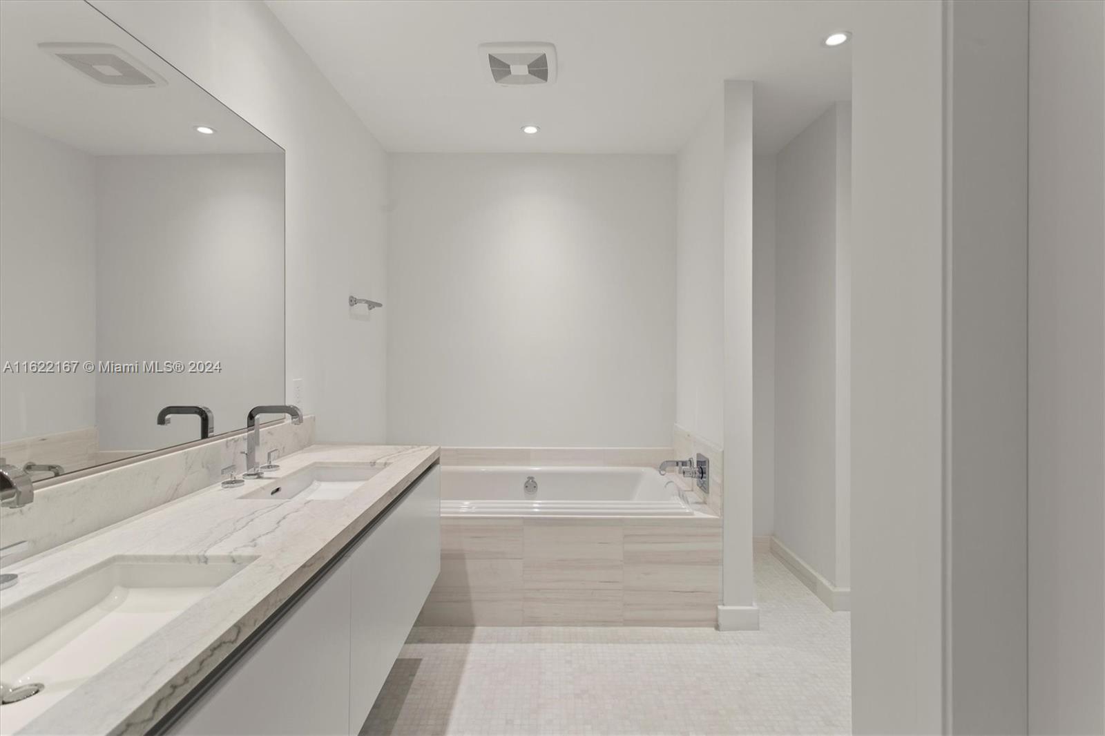 Missoni Baia - Residential