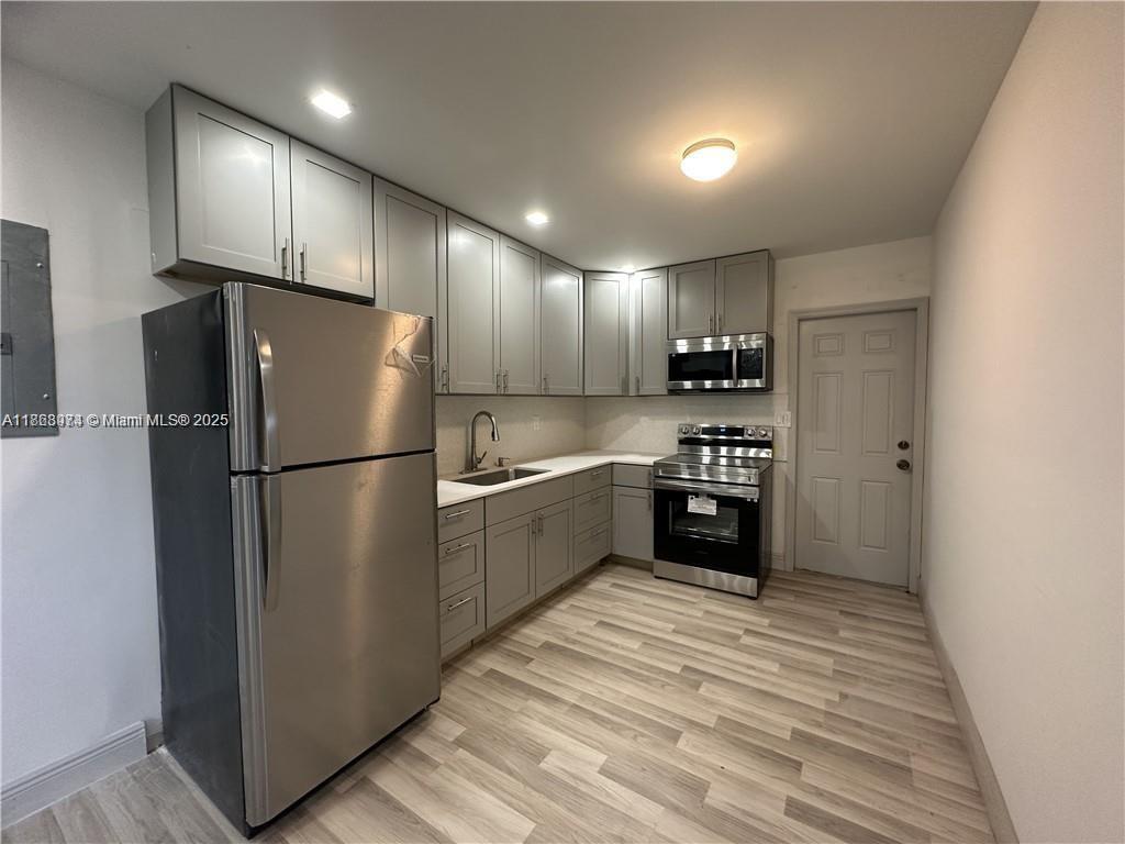 BISC SHORES CORR PLAT - Residential Income