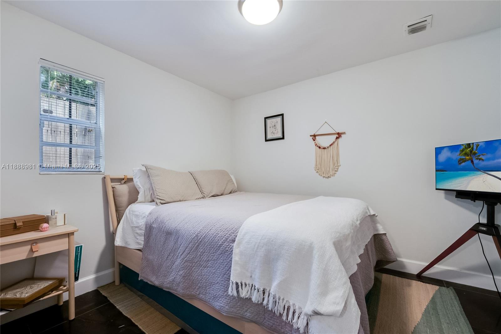 POMONA - Residential Lease