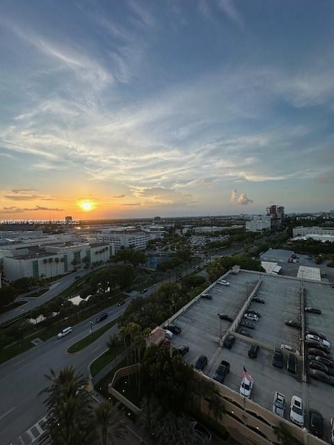 TURNBERRY ON THE GREEN CO - Residential Lease