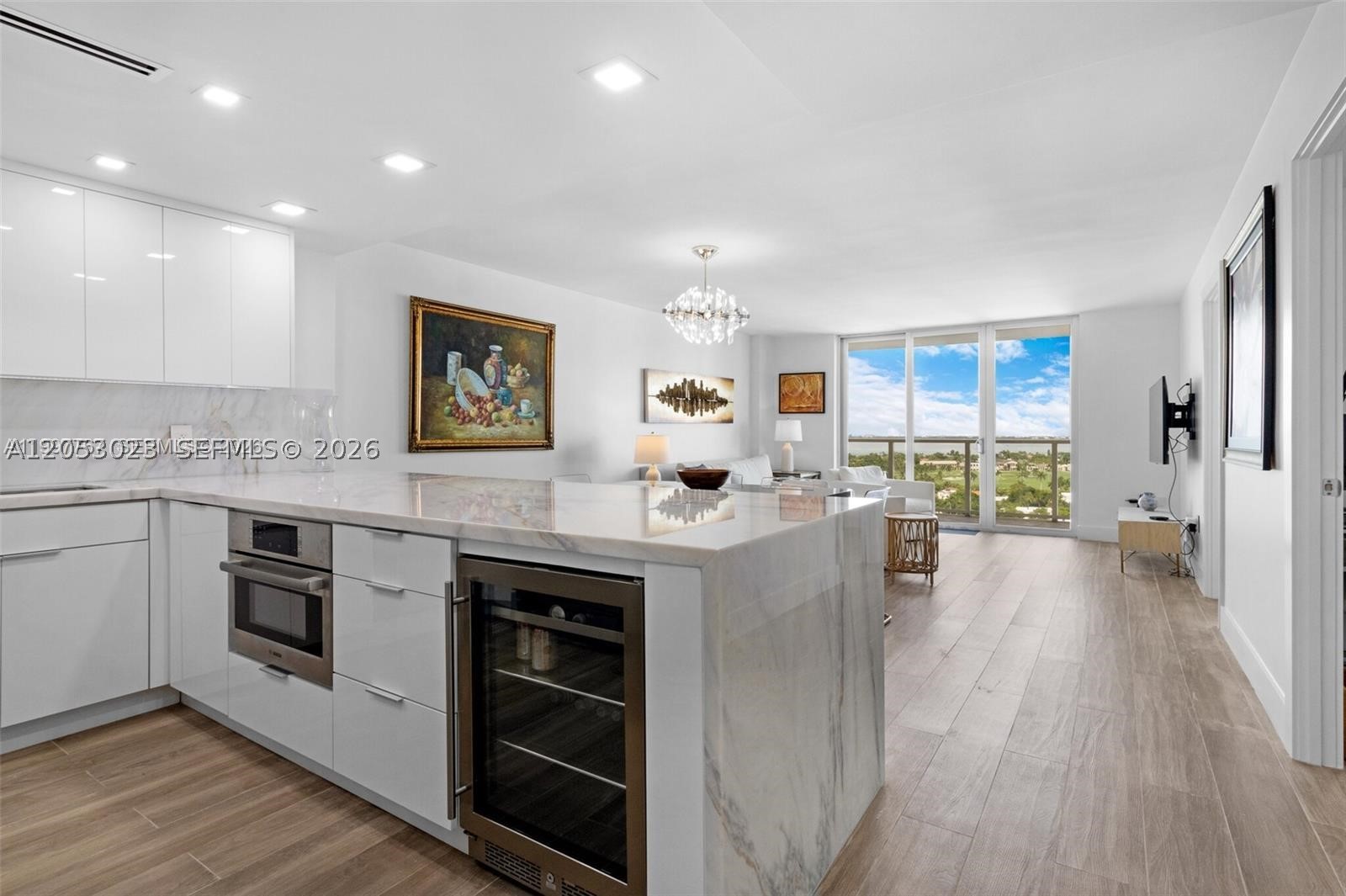5701 Collins Ave 1707