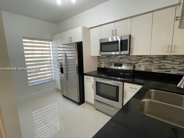 Coconuts at BONAVENTURE - Residential